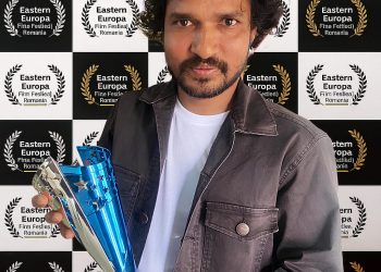 कर्मयोगी आबासाहेब चित्रपटाला ईस्टर्न युरोप अवार्ड; विदेशात पुन्हा एकदा मानाचा तुराअल्ताफ शेख यांच्या उत्कृष्ट लेखणीसह दिग्दर्शनाचा युरोपात डंका