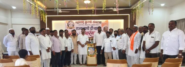 सोलापूर राज्यव्यापी दौऱ्याच्या शुभारंभाला उत्स्फूर्त प्रतिसाद!* *सोलापूर जिल्ह्यातील वस्ताद, पैलवान आणि कुस्तीप्रेमींकडून समाधान व्यक्त* -*पैलवान संग्राम कांबळे.*