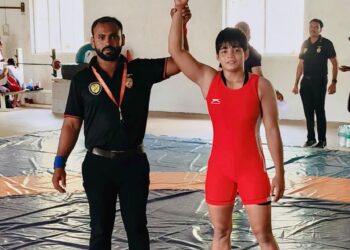 रोहतकच्या राष्ट्रीय कुस्ती स्पर्धेसाठी अनुष्का हास्पेची महाराष्ट्र संघात निवड; ग्रामीण कन्येच्या जिद्दीला यशाचे बळ