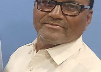 चार दशकांची निर्भीड लेखणी :                                         ज्येष्ठ पत्रकार भारत (तात्या) यांच्या पत्रकारितेच्या                    ४० वर्षांच्या गौरवशाली प्रवासाला सलाम!